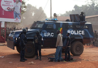 Десятки человек погибли в серии нападений неизвестных в Конго