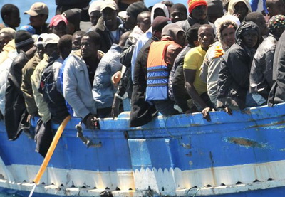 Береговая охрана Италии за выходные спасла более 600 мигрантов