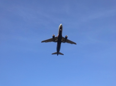 Новое ЧП в Игарке: Самолет вернулся из-за открытой двери
