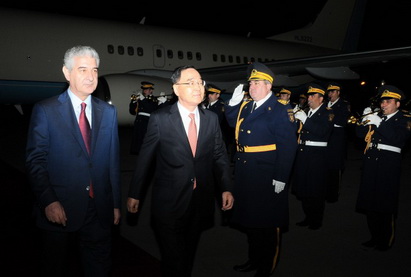 Премьер-министр Республики Корея прибыл с официальным визитом в Азербайджан