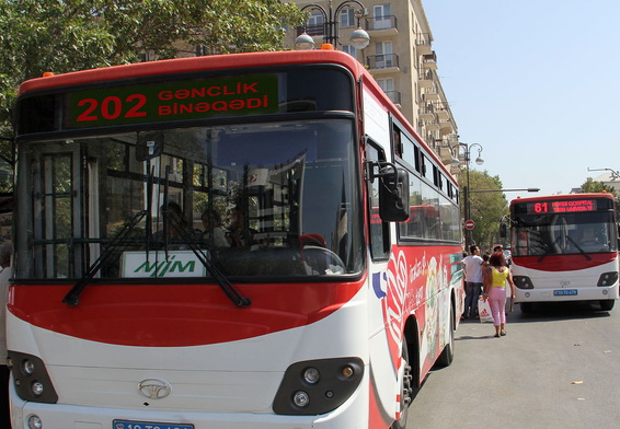 Минтранс Азербайджана внес ясность в вопрос повышения стоимости проезда в общественном транспорте