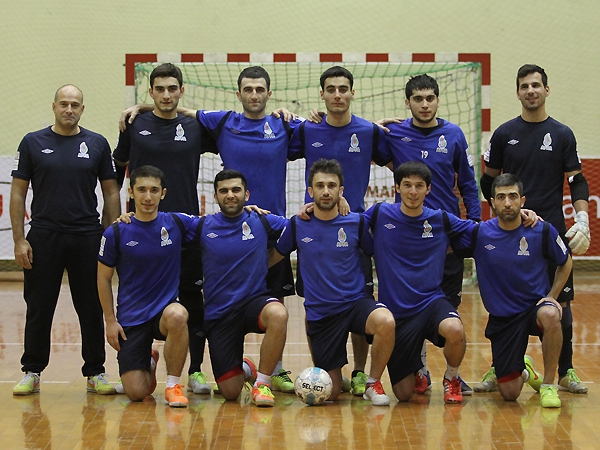 Сборная Азербайджана по футболу готовится к турниру в Узбекистане – ФОТО