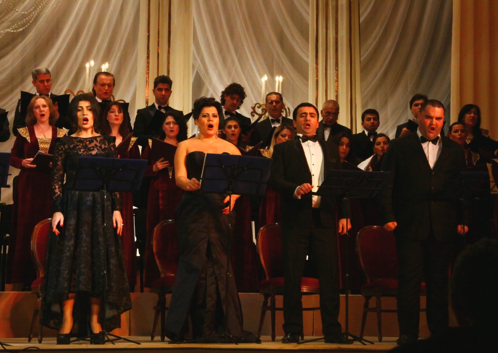 Опера Верди «Отелло» прозвучала в концертном исполнении – ФОТО
