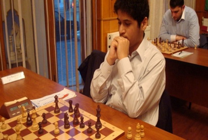 Азербайджанский шахматист занимает 13-е место на турнире в ОАЭ