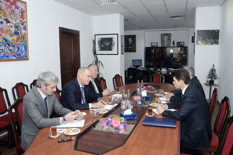 Посол Украины побывал в АзерТАдж - ФОТО