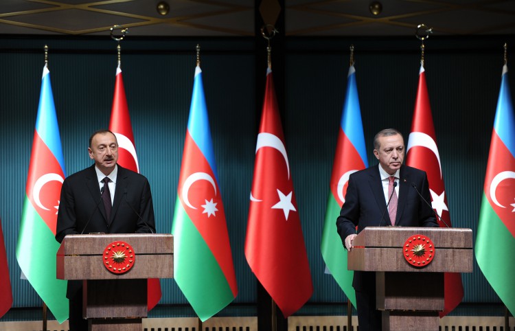 Ильхам Алиев: «Чем сильнее будет Турция, тем сильнее будет Азербайджан» - ФОТО