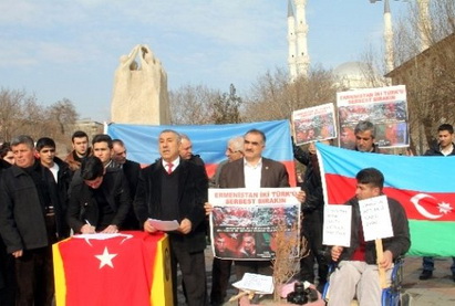 В Турции начата кампания по сбору подписей в поддержку азербайджанских заложников
