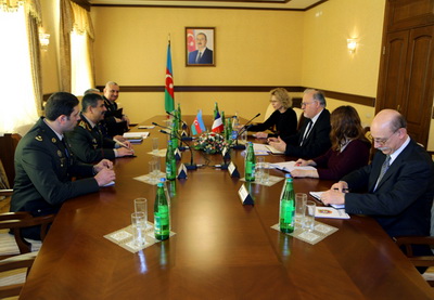 Азербайджан и Франция обсудили перспективы военного сотрудничества