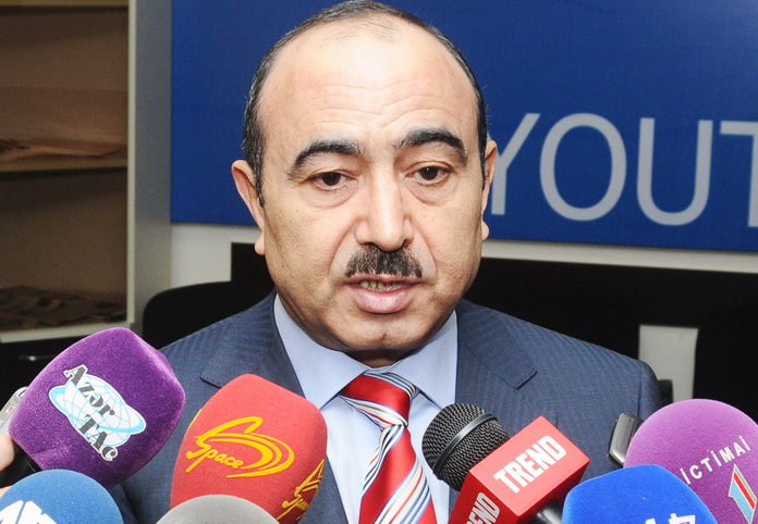 Али Гасанов назначен помощником Президента Азербайджана