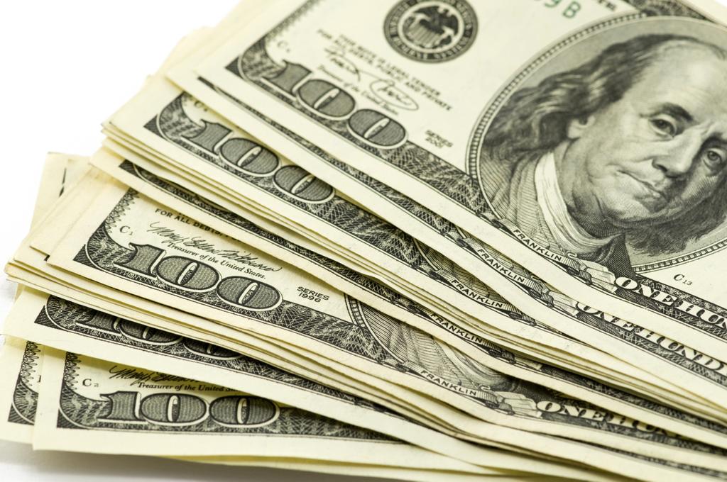Курс на 26 февраля: манат впервые с 16 февраля демонстрирует рост по отношению к доллару