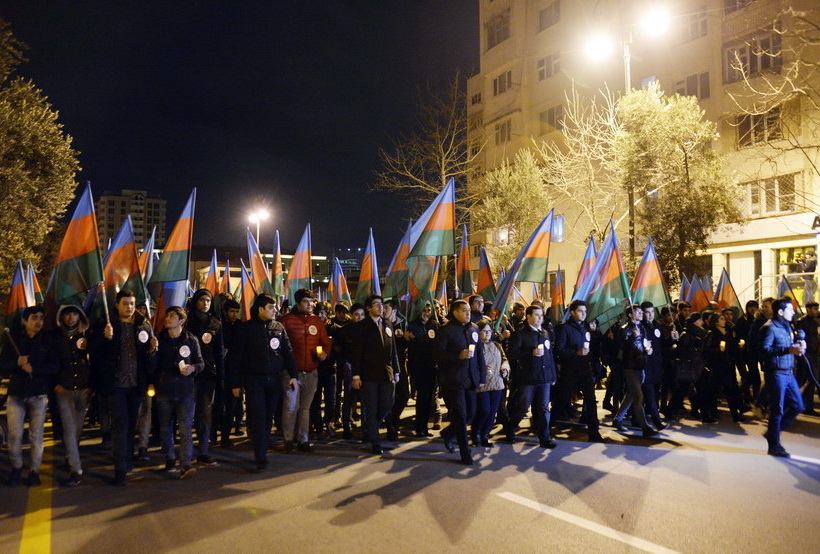 В Баку состоялось шествие в память о жертвах Ходжалинского геноцида - ФОТО