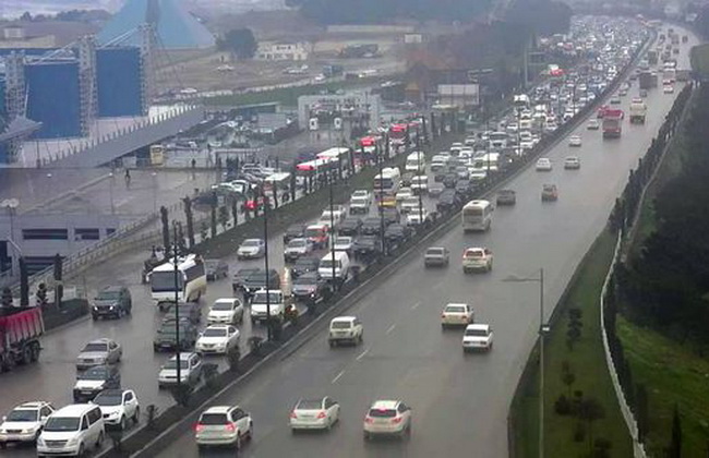 «Азерйолсервис» назвало причину огромной пробки на трассе Баку-Сумгайыт – ФОТО – ОБНОВЛЕНО