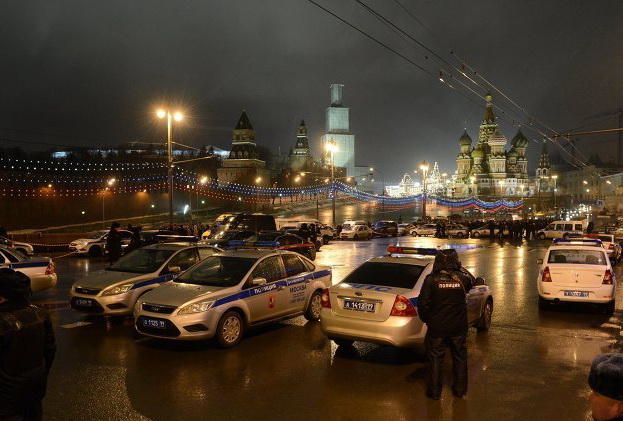 Киев направил РФ ноту с просьбой обеспечить отъезд спутницы Немцова