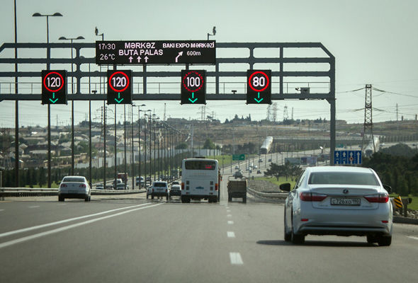 Обнародована средняя скорость движения автотранспорта на дорогах Баку в феврале