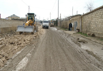 В Баку начат ремонт одной из оживленных дорог – ФОТО