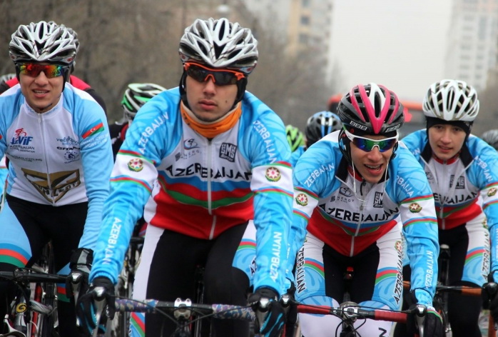 В Баку состоялся велопробег, посвященный Дню физкультуры и спорта – ФОТО