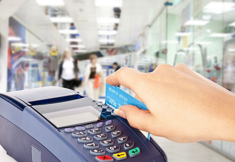 В Азербайджане зафиксирован рост числа банкоматов и POS-терминалов