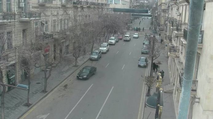 На участке проспекта Азадлыг ограничено движение (ФОТО)