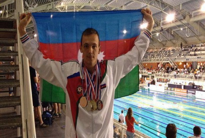 Азербайджанский пловец занял 2-е место на турнире в Шотландии