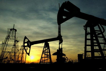 Азербайджанская нефть подешевела примерно на 1 доллар