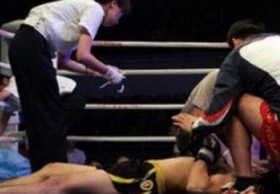 Возбуждено уголовное дело по факту гибели на ринге в Баку бойца боев без правил