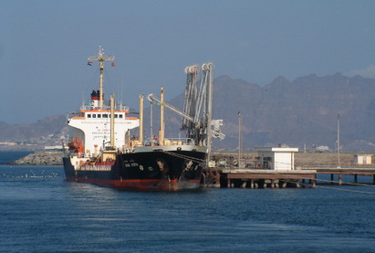 Саудовская Аравия блокировала порты Йемена