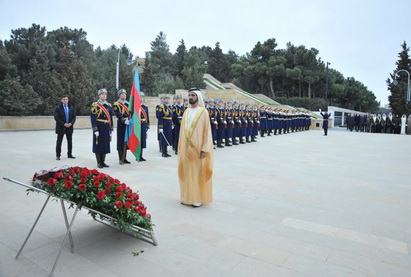 Премьер-министр Объединенных Арабских Эмиратов почтил память шехидов