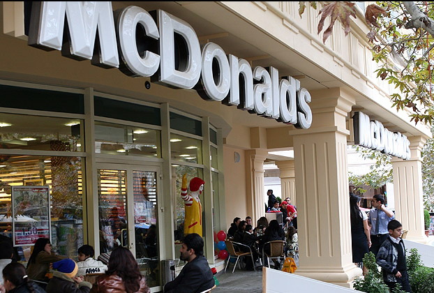 Начался суд по делу гибели сына главы McDonald\'s в Азербайджане