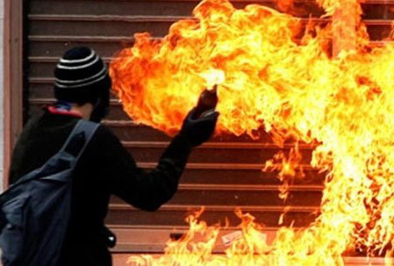 Генконсульство Турции в Греции подверглось нападению анархистов