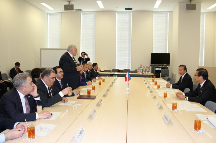 Делегация Милли Меджлиса встретилась в Токио с членами Межпарламентской группы дружбы Азербайджан-Япония