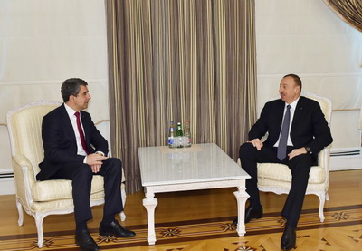 Ильхам Алиев встретился с Президентом Болгарии