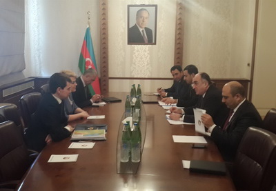 Глава МИД Азербайджана и замминистра индел Украины обсудили двусторонние отношения