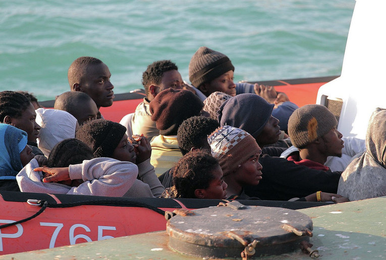Не менее 10 мигрантов из Северной Африки утонули в Сицилийском проливе
