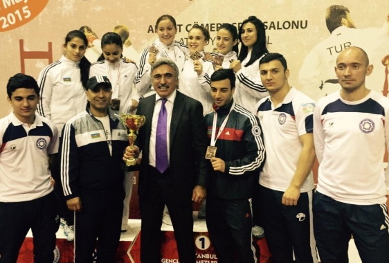 Азербайджанская каратистка победила на турнире в Турции