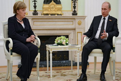 Канцлер ФРГ Меркель: перемирие на Украине не соблюдается