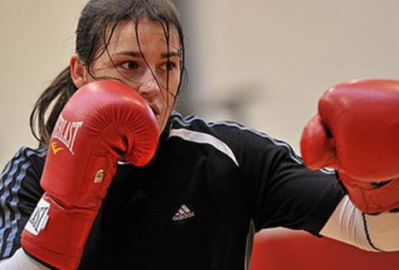 Как олимпийская чемпионка по боксу, посол Европейских игр готовится к соревнованию в Баку – ВИДЕО