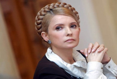 Тимошенко пообещала к июню вдвое снизить потребительскую цену на газ