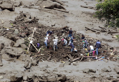 Число погибших в результате оползня в Колумбии достигло 92 человек
