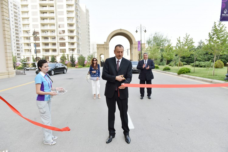 Ильхам Алиев принял участие в открытии Деревни атлетов и Медиа-деревни - ФОТО