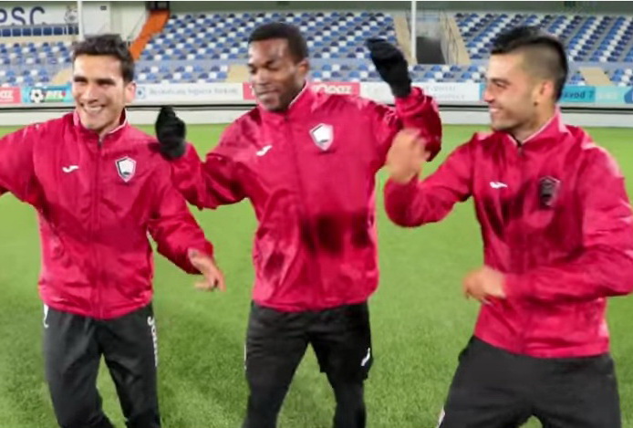 Зажигательные танцы в исполнении азербайджанских спортсменов под песню Happy – ВИДЕО