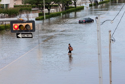 Число жертв наводнений в Техасе и Оклахоме выросло до 19 человек