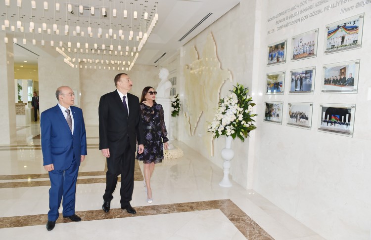 Ильхам Алиев принял участие в открытии административного здания Федерации бокса Азербайджана и «Qafqaz Baku Sport Hotel» - ФОТО