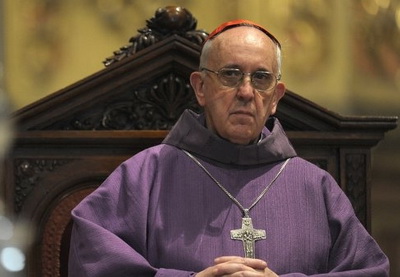 Папа Римский уволил ряд подчиненных из-за педофилии