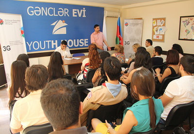 НСМОАР организовал визит в Баку главы международной молодежной организации – ФОТО