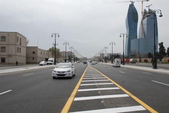 ОАО «Азерйолсервис» представило в Кабмин свои предложения по улучшению движения транспорта в Баку