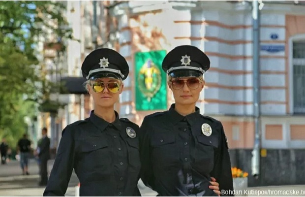 На улицы Киева выходит новая патрульная полиция - ФОТО - ВИДЕО