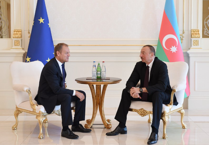 Состоялась встреча Президента Азербайджана и президента Совета ЕС один на один - ФОТО