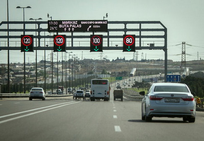 На въезд в Баку легковых автомобилей с районной регистрацией будет введено ограничение