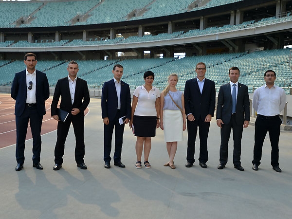 Делегация УЕФА посетила Олимпийский стадион в Баку - ФОТО