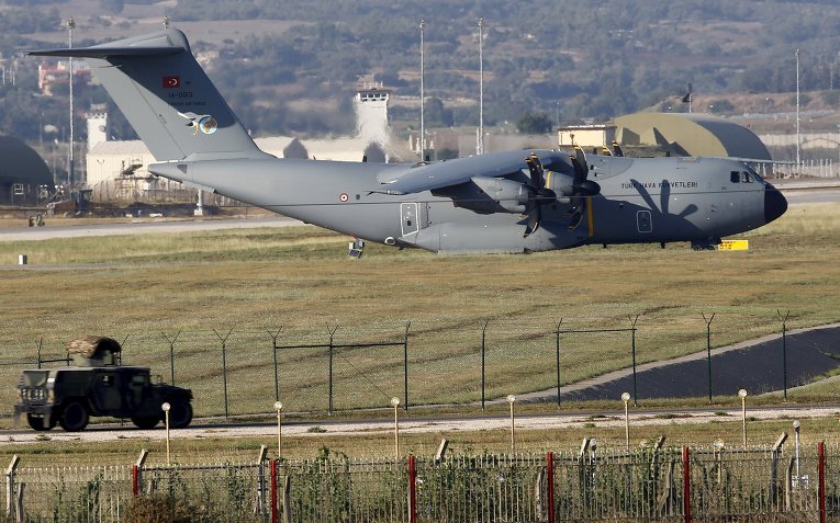 Турция и США будут использовать турецкую базу в операциях против ИГИЛ